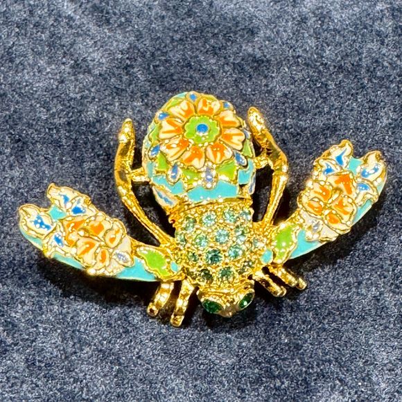 Joan Rivers Cloisonné Bee Pin From The Joan Rivers Private Collection - Rare - Picture 5 of 7